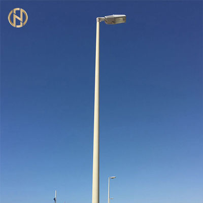 円形によって先を細くされる電流を通された路傍のGIの八角形のポーランド人の風の証拠
