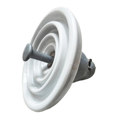 送電線のための中断された磁器の絶縁体