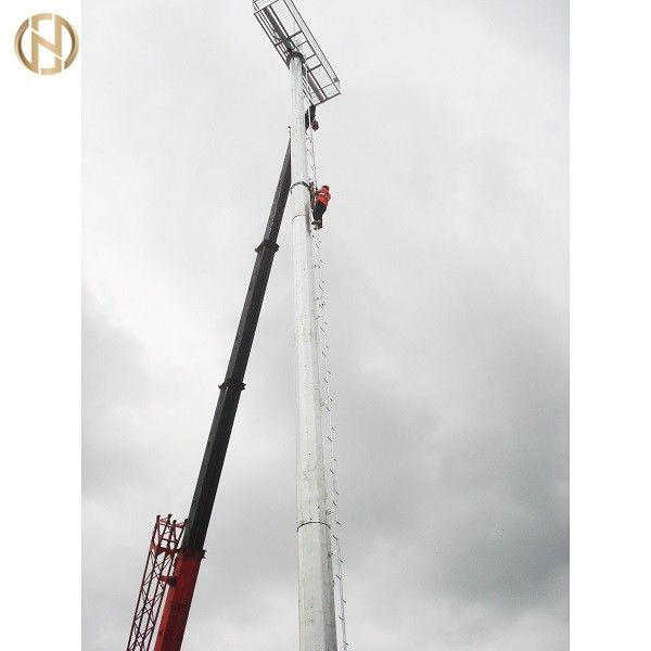 80FT 85FTの90FT高いマストのポーランド人の競技場に取付けられている高いマスト タワー