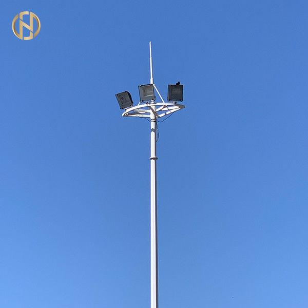 Dodecagonの形の高いマスト ポーランド人は75FT街灯柱に80FT電流を通した