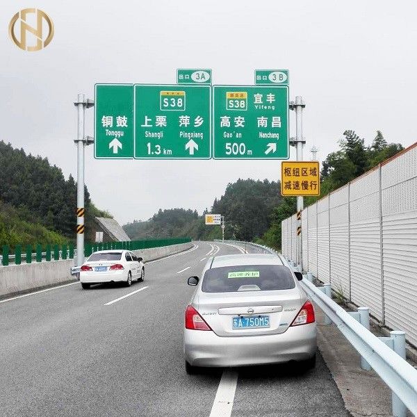 粉のコーティングが付いている3M Q460 GR65の道路標識ポーランド人